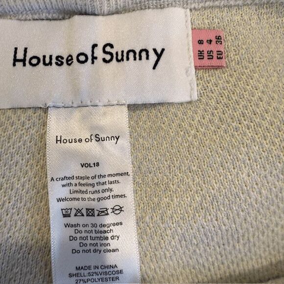 NWT House of Sunny Hibiscus Aarons Knit Floral Pants Yellow Blue Vol 18 Size 4 - Picture 6 of 14